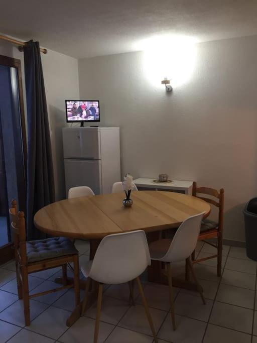 Appart très ensoleillé 7 pers au pied des pistes Ancelle Extérieur photo